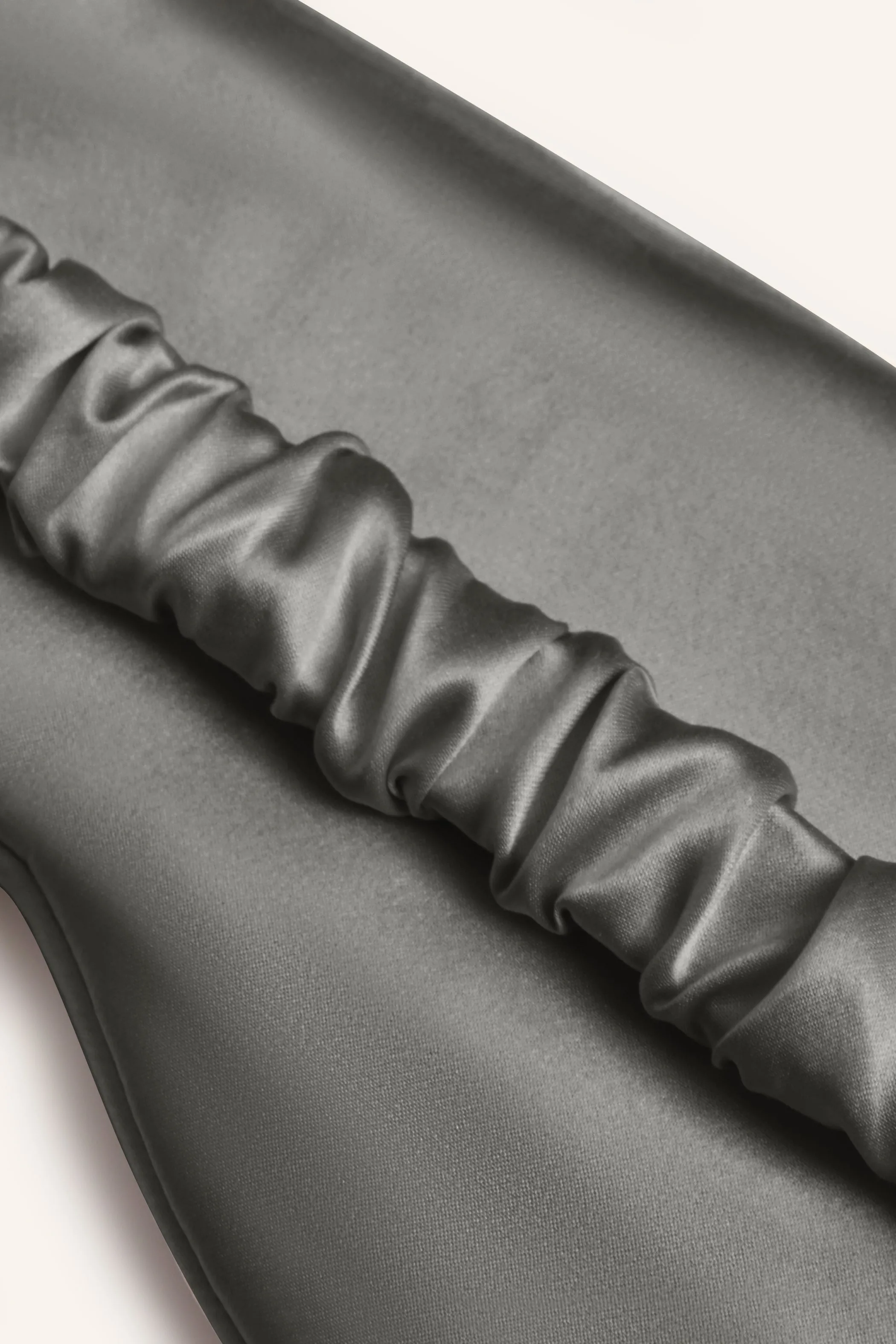 Adjustable Silk Sleep Mask - Ultra Soft & Breathable