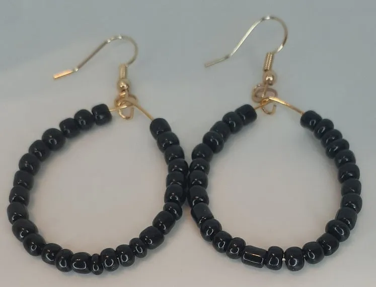 Black and Gold Seed Bead Bracelet and Earring Set