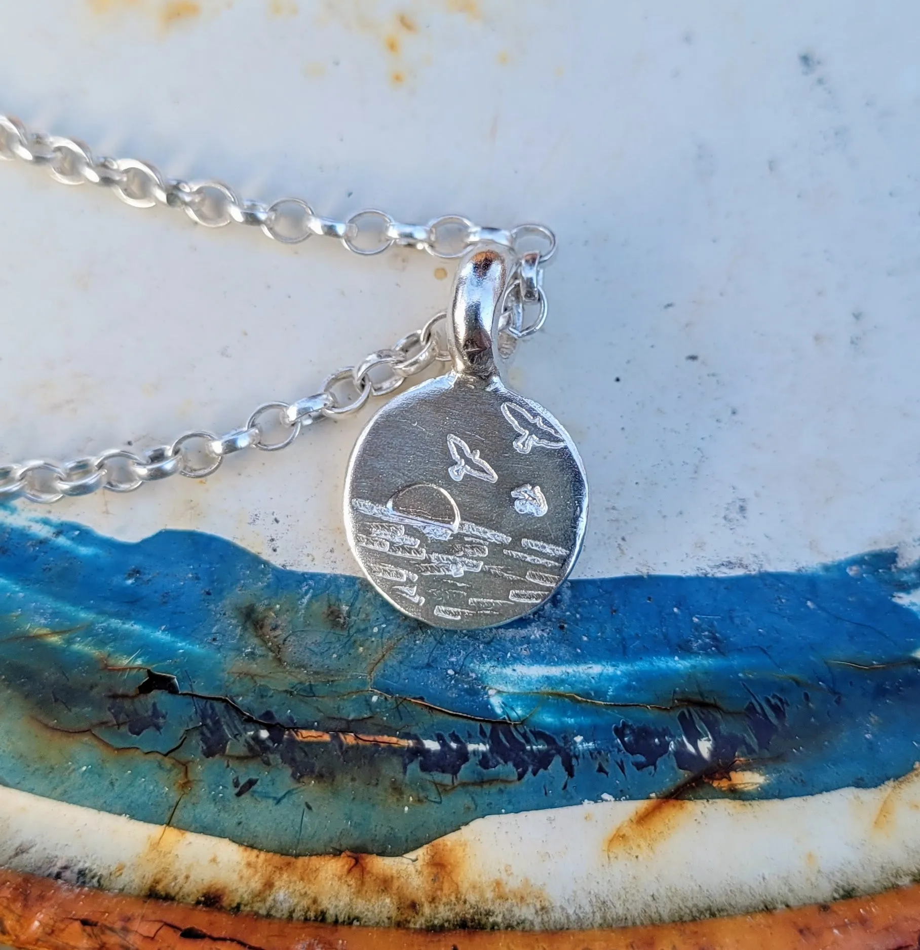 Silver 'Coastal Sunset' Belcher Necklace