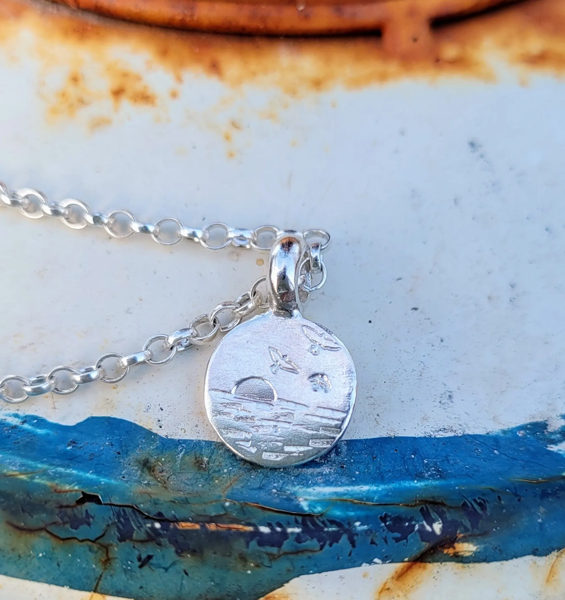 Silver 'Coastal Sunset' Belcher Necklace