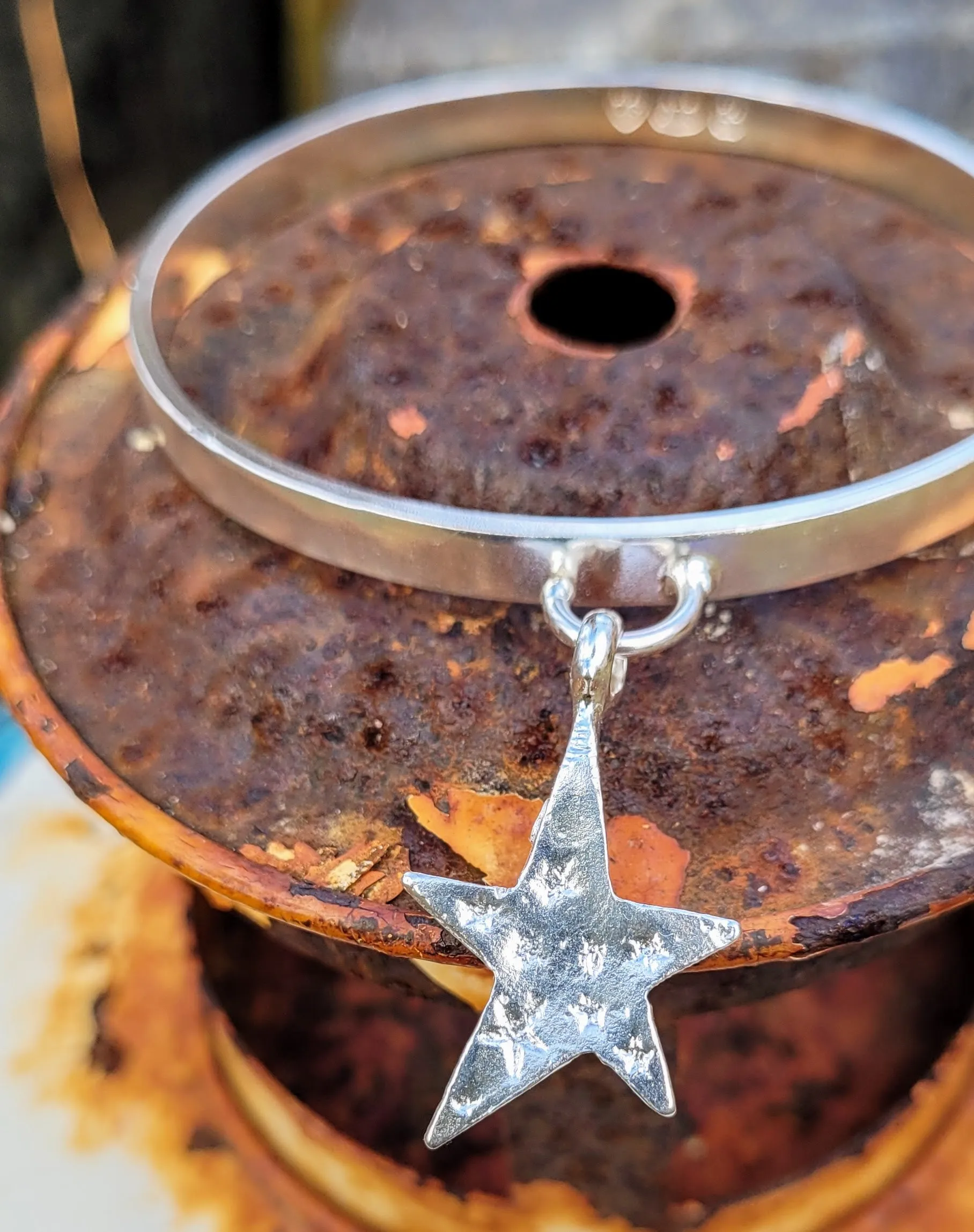 Star of Stars Chunky Stamped Charm Bangle