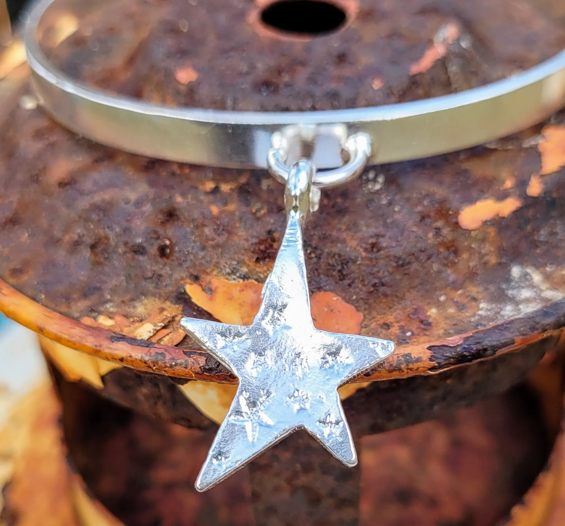 Star of Stars Chunky Stamped Charm Bangle